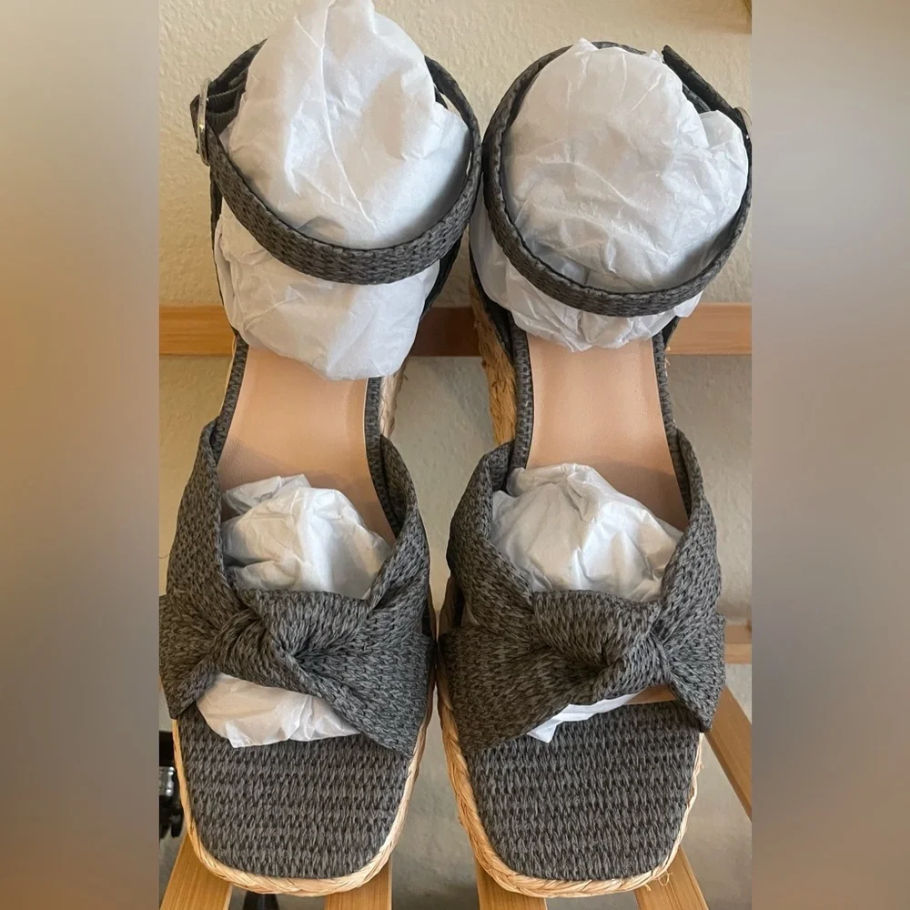 NEW…BEACH by Matisse Ibiza Ankle Strap Wedge Sandals